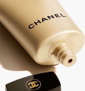 CHANEL SUBLIMAGE L'HUILE-EN-GEL DE DÉMAQUILLAGE Ultimate Makeup