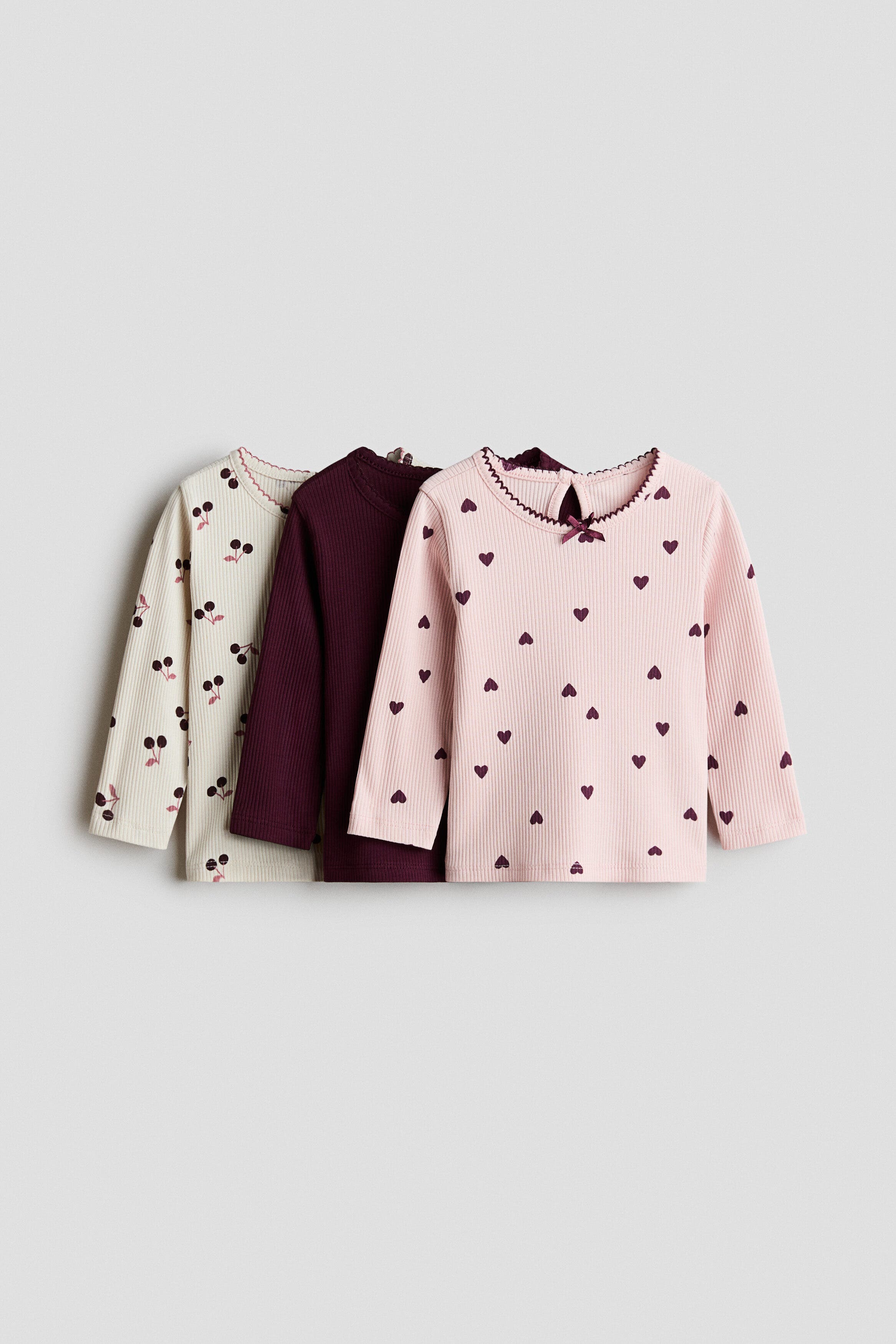 selected Light pink/dark red