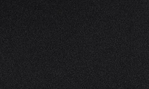 On Studio Lg Sleeve Crop Top In Black