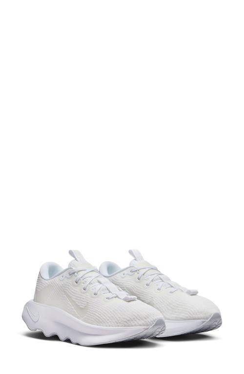 Nike Motiva Road Runner Walking Shoe In White