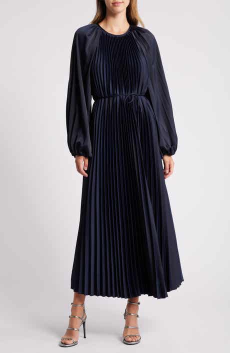 Julia Jordan Pleated Long Sleeve Midi Dress