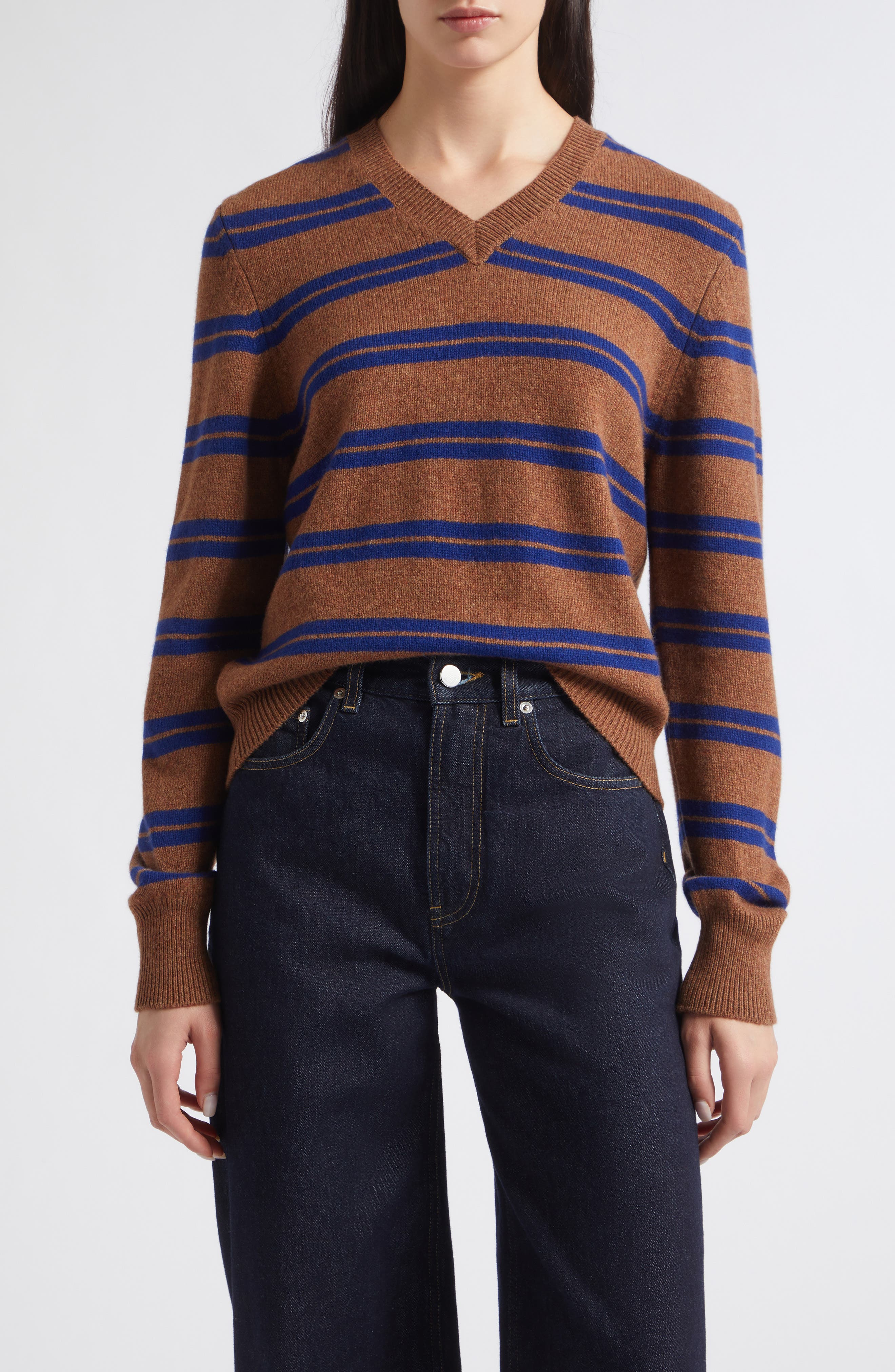 selected HAZELNUT WITH BLUE