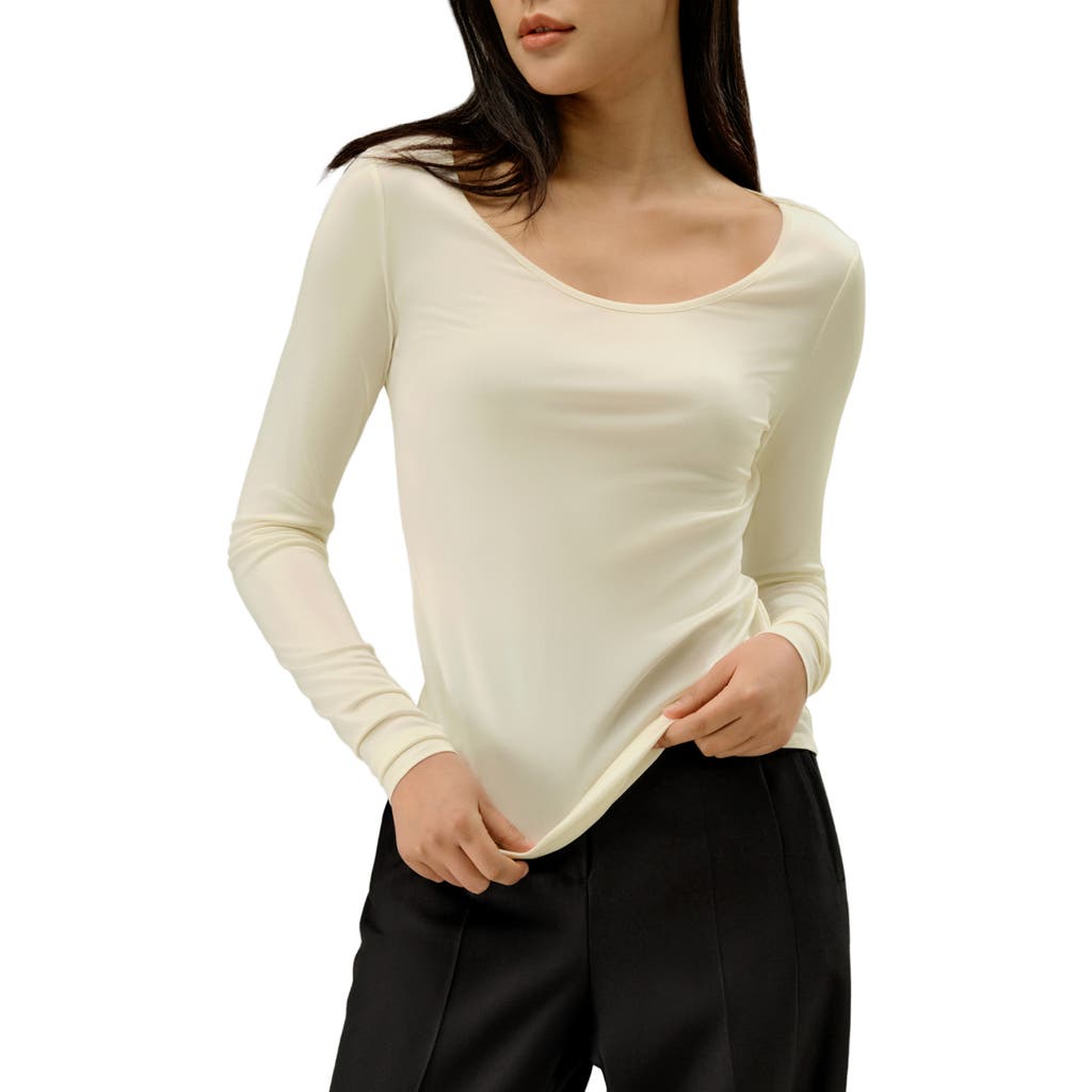 Lilysilk Scoop-neck Pure Silk Slim Fit Top In Animal Print