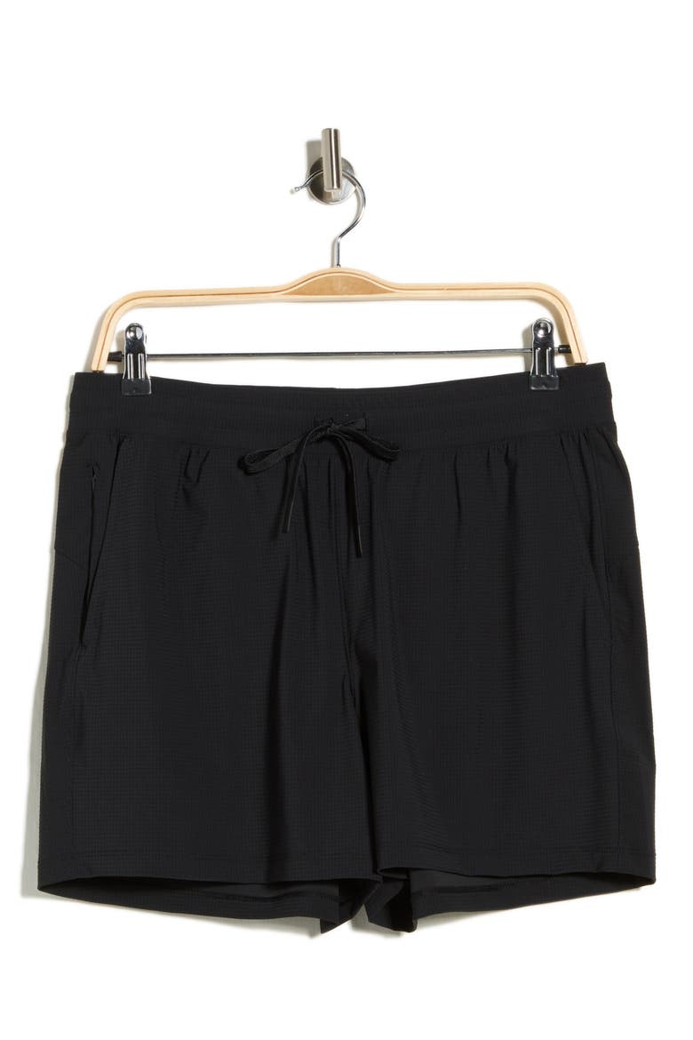 Swiftcore Stratus 5-Inch Shorts, Alternate, color, BLACK