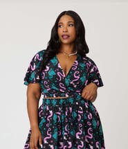 Unique Vintage Plus Size 1960s Dottie Crop Top