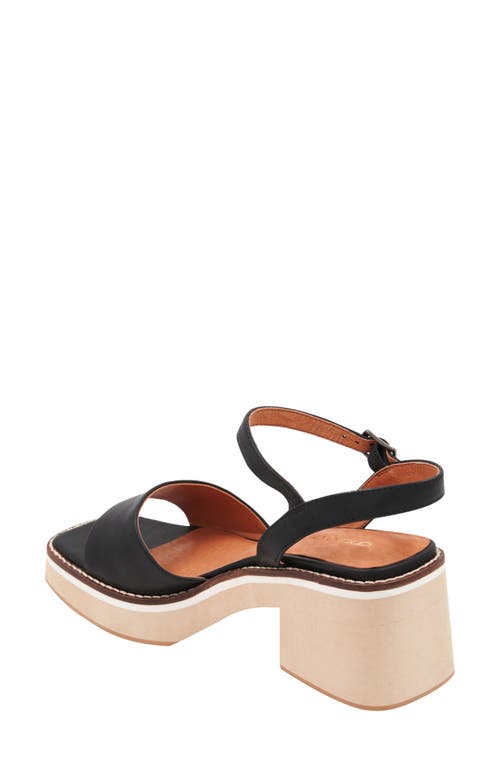 Andre Assous André Assous Louise Featherweights™ Sandal In Black