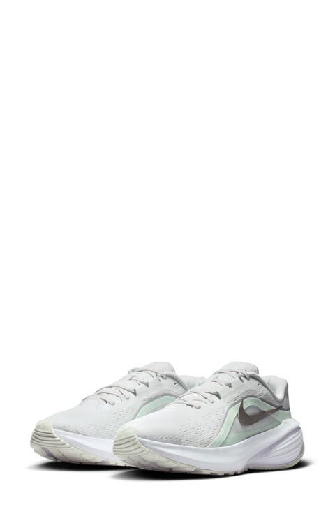 Downshifter 14 Running Shoe (Women)