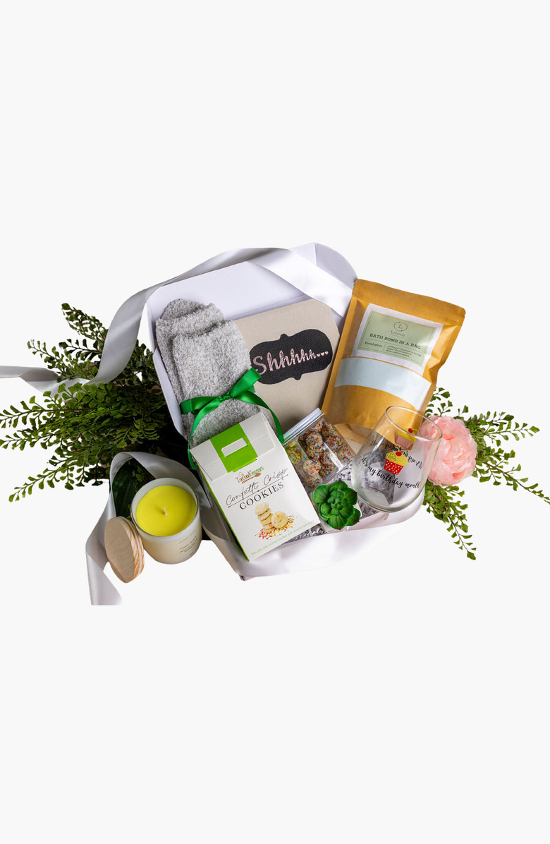 Lizush Happy Birthday Pamper Gift Box, Main, color, 