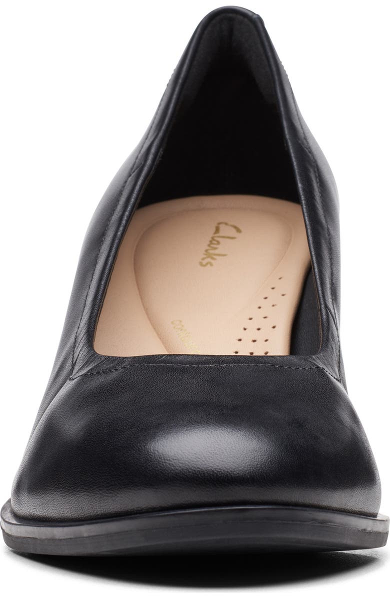 Clarks<sup>®</sup> Freva55 Court Pump, Alternate, color, Black Leat