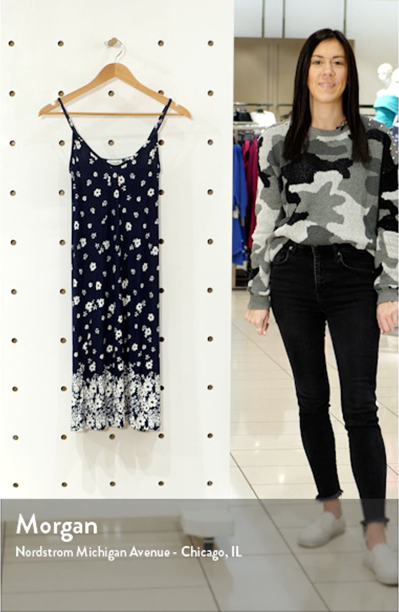 Godet Border Slipdress, sales video thumbnail