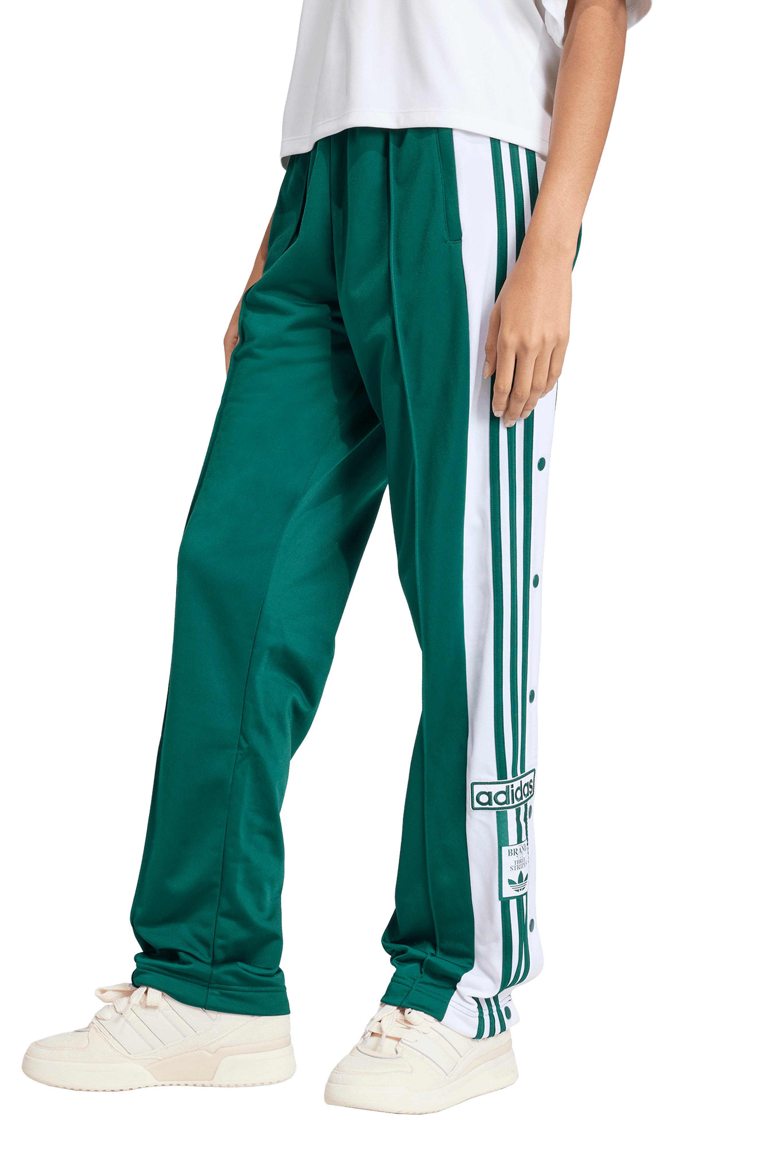 selected COLLEGIATE GREEN