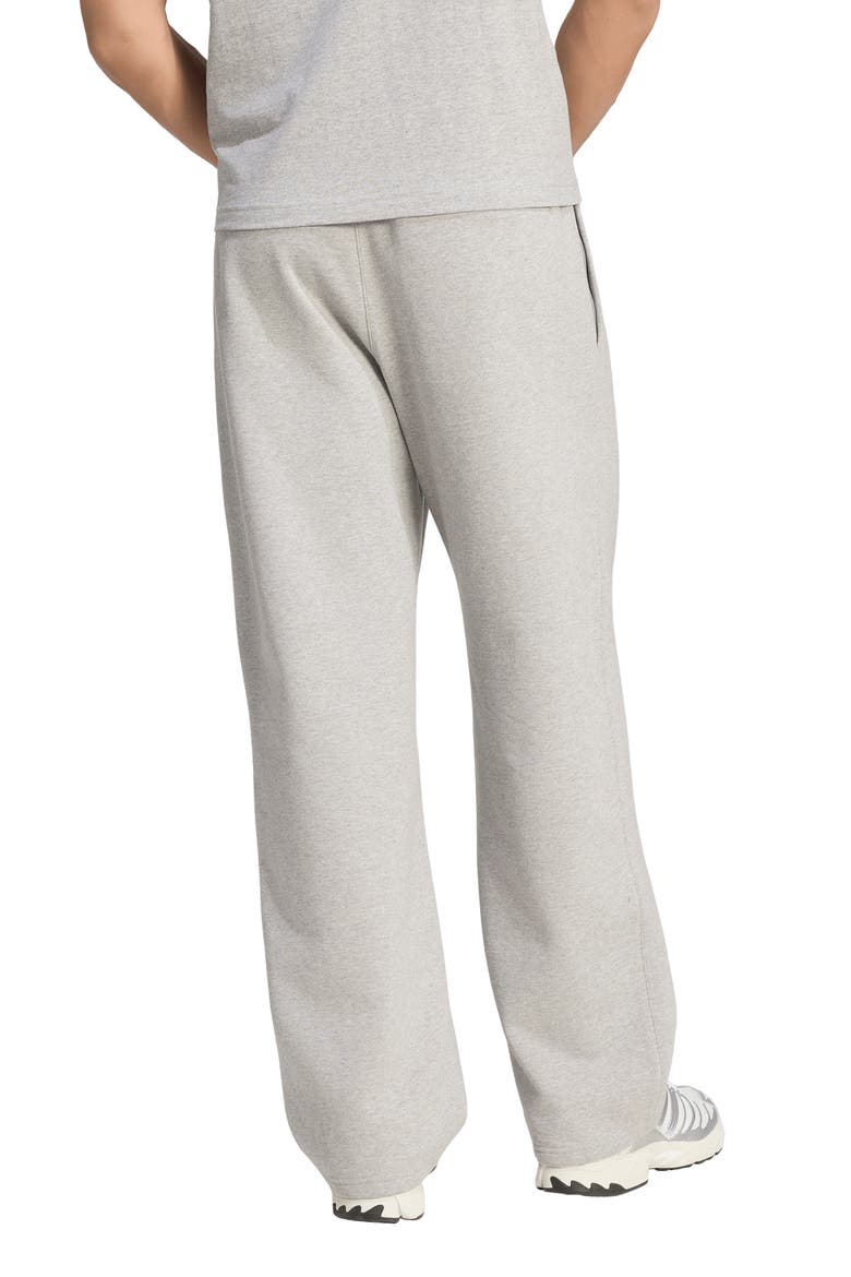 Trefoil Essentials Fleece Sweatpants, Alternate, color, MEDIUM GREY HEATHER