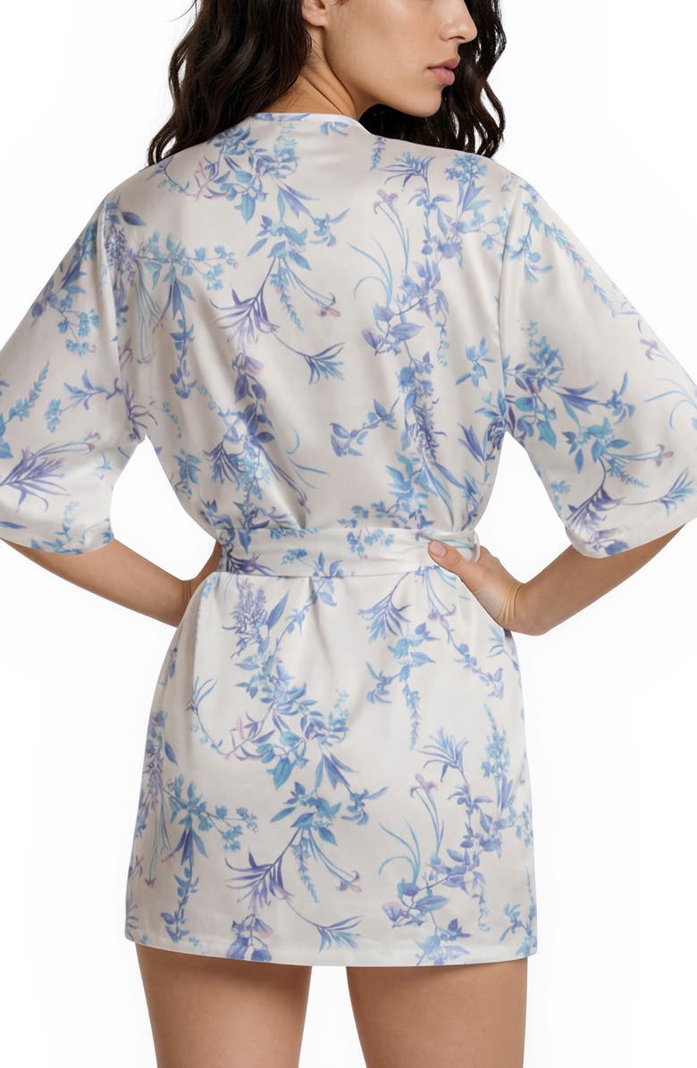 Flora Nikrooz Willa Short Pajamas & Robe Travel Set, Alternate, color, 