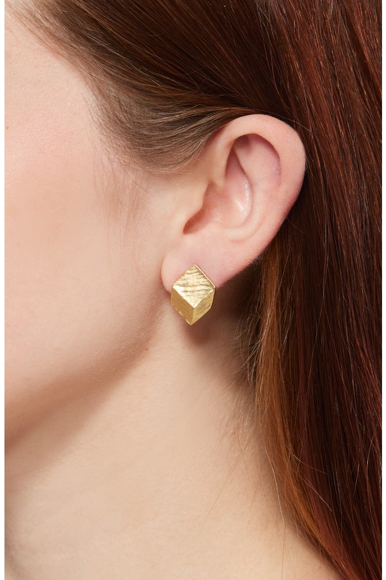 Stud Earrings, Alternate, color, GOLD