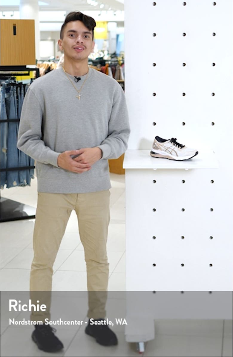 GEL-Nimbus 21 Platinum Running Shoe, sales video thumbnail