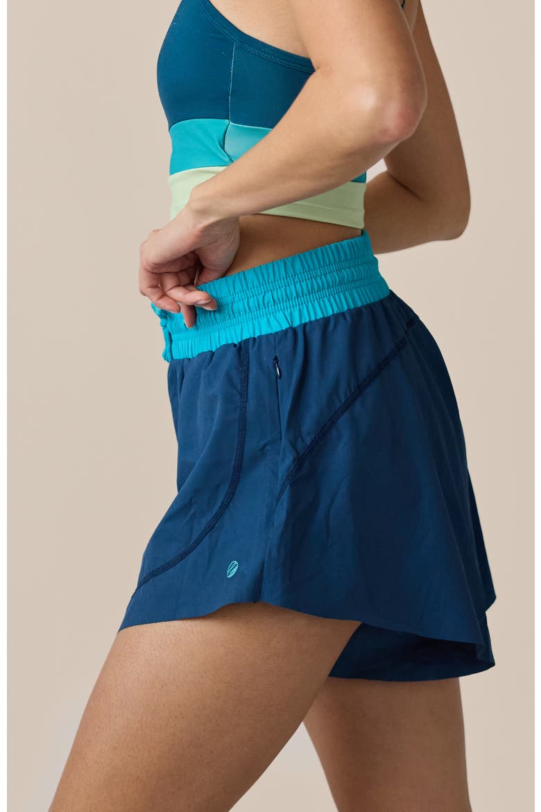 Flow Short, Alternate, color, Coastal