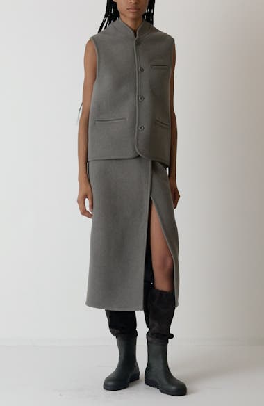 1042aa29-12e8-4881-95c7-