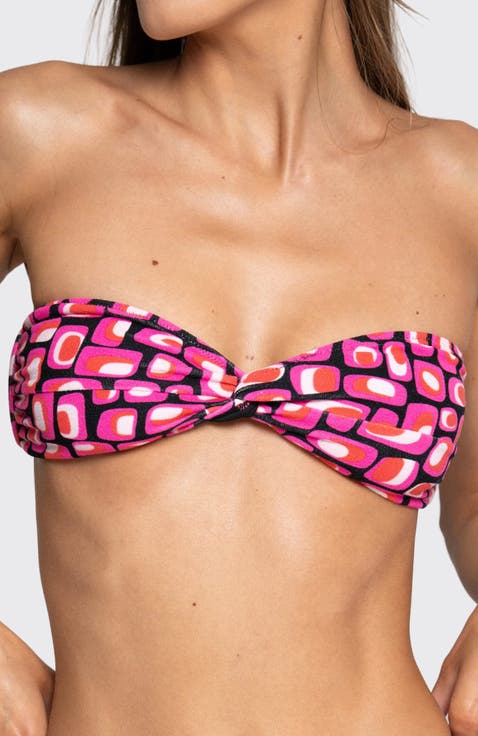 Nia On The Rocks Top