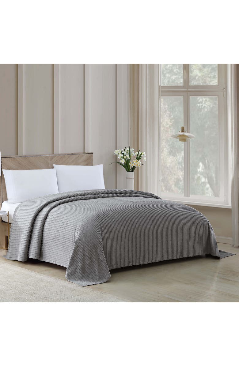 BEATRICE HOME FASHIONS Channel Chenille Bedspread, Main, color,