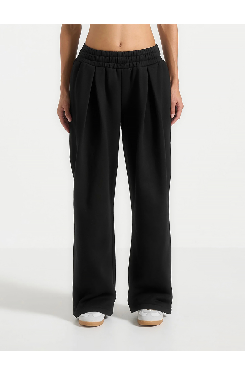 Manière De Voir Fanny Straight Leg Box Pleat Joggers, Alternate, color, Black