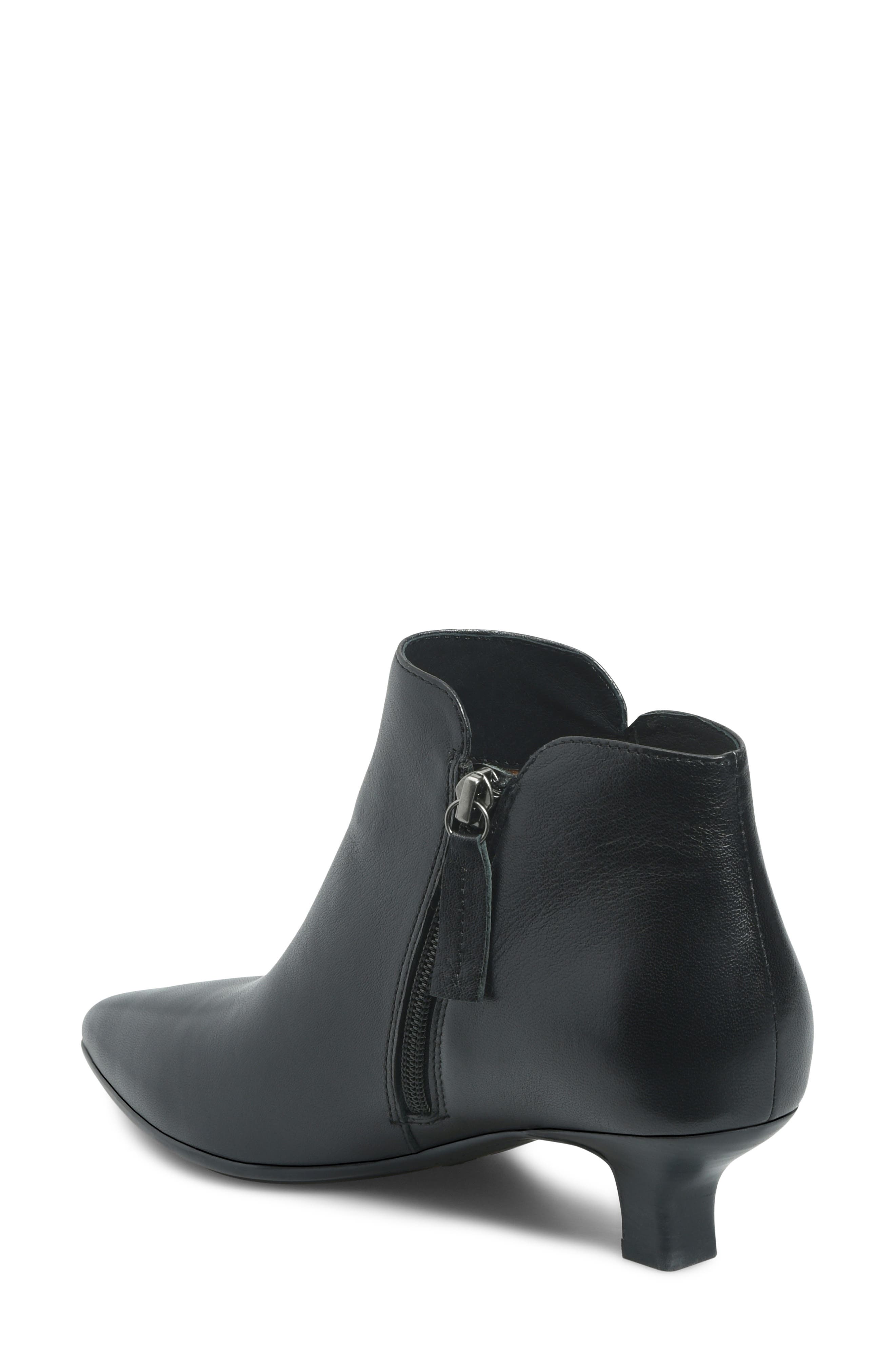 Sawyer Leather Pointed Toe Bootie, Alternate, color, BLACK