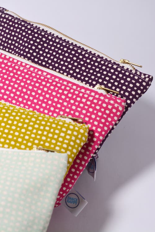 Dance Happy Lola Cosmetic Bag In Sage