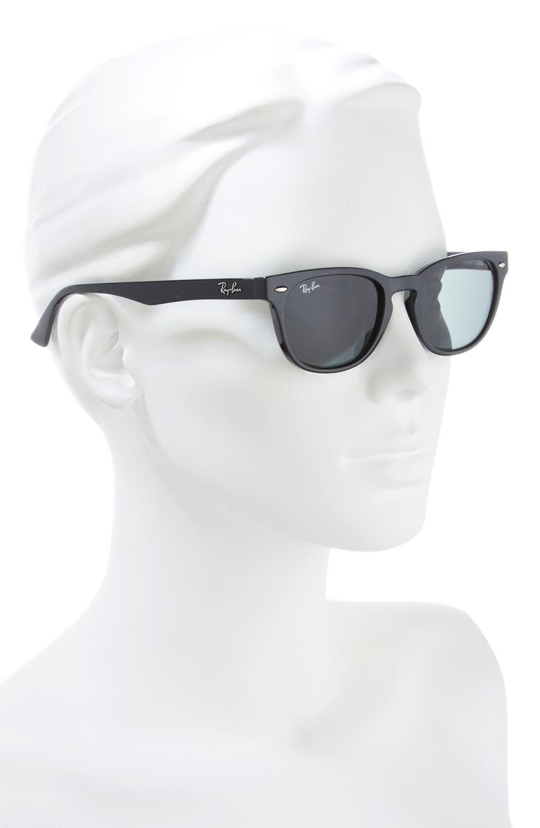 Retro Wayfarer Sunglasses
