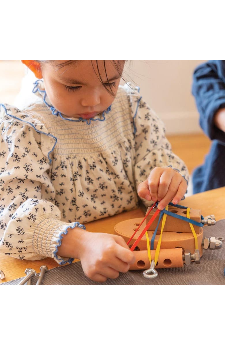 Kaplan Early Learning Company Random Robots Loose Parts STEM Kit, Alternate, color, Multicolored