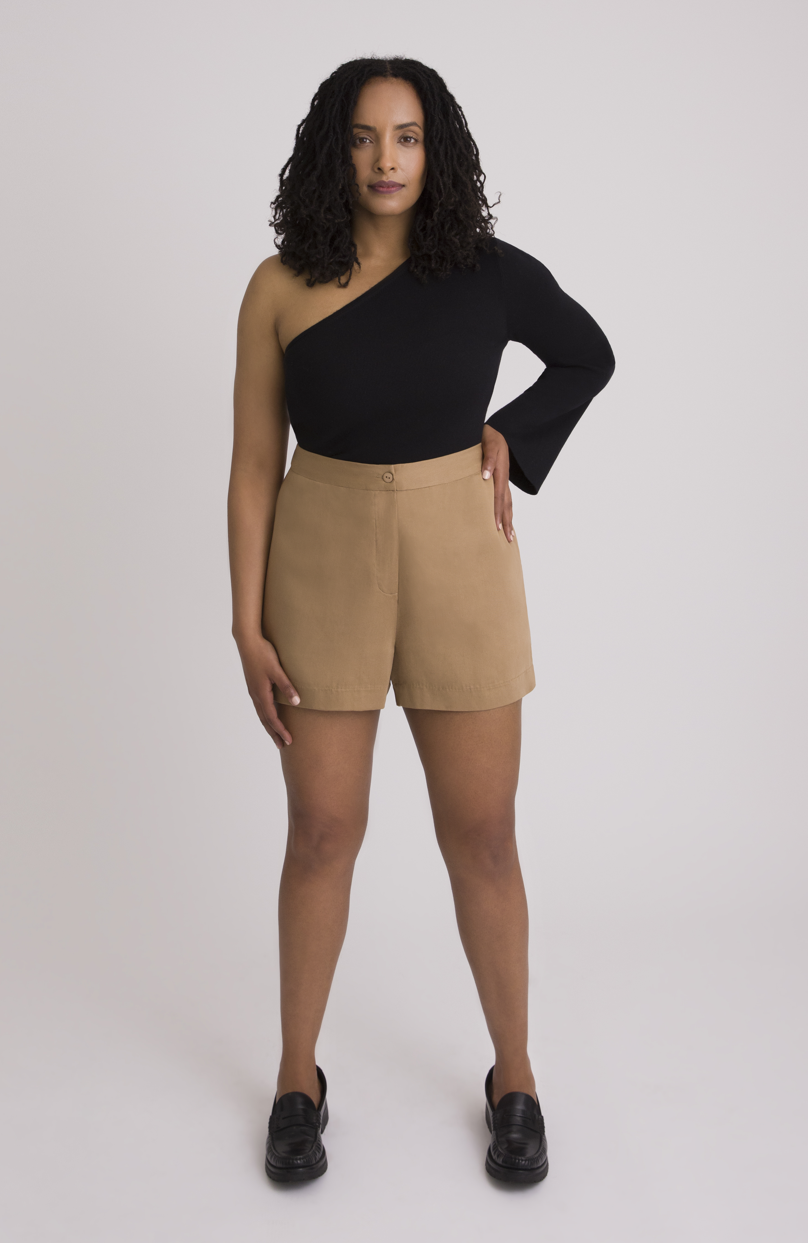 The Anywhere Short For Full Hips And Thighs - image 4