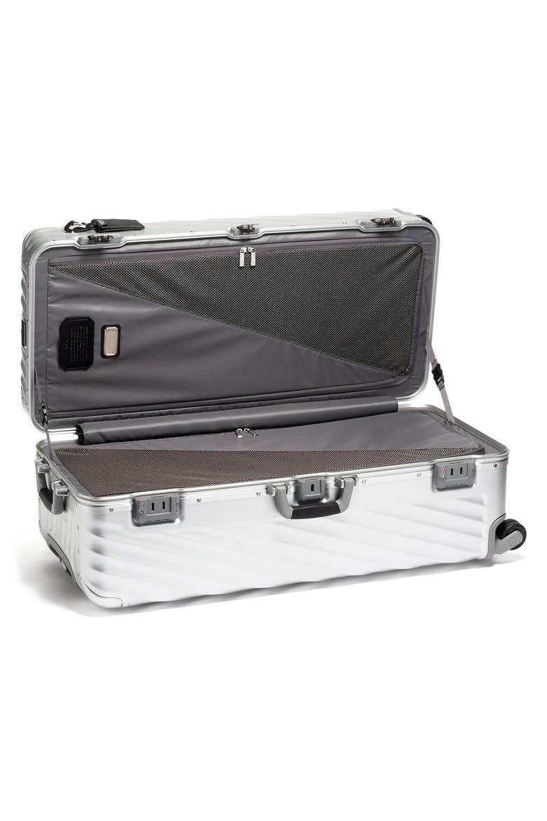19 Degree Aluminum X-Large Trunk, Alternate, color, SILVER