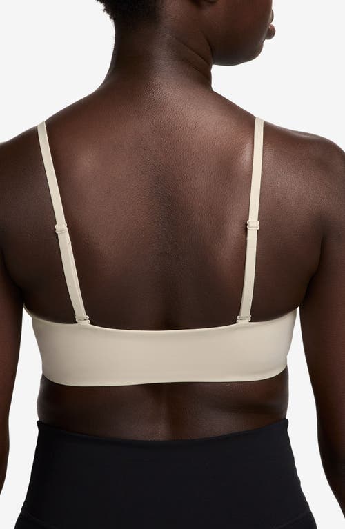 Nike Form Light-support Non-padded Triangle Sports Bra