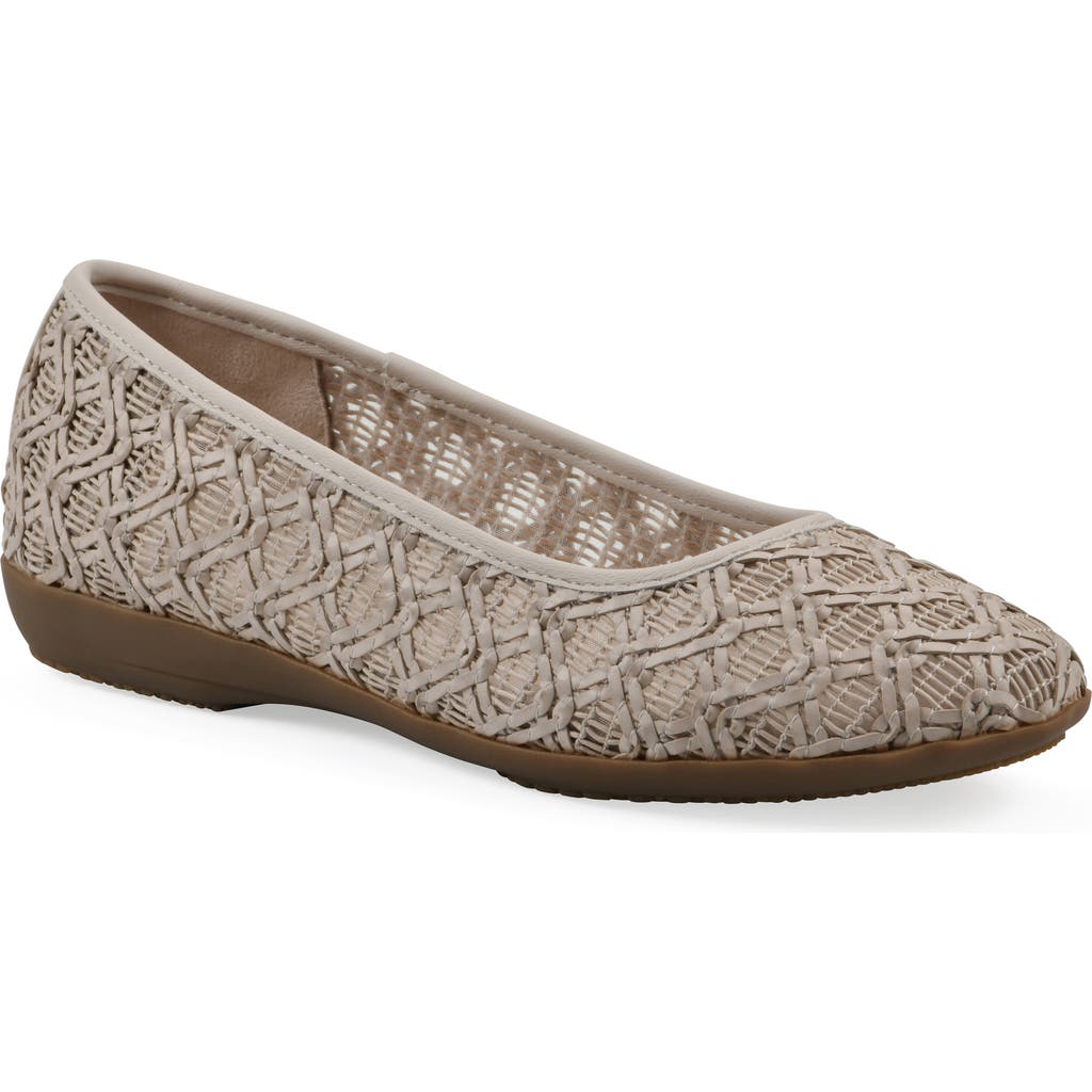 Cliffs By White Mountain Cariann Mesh Ballet Flat In Light Taupe