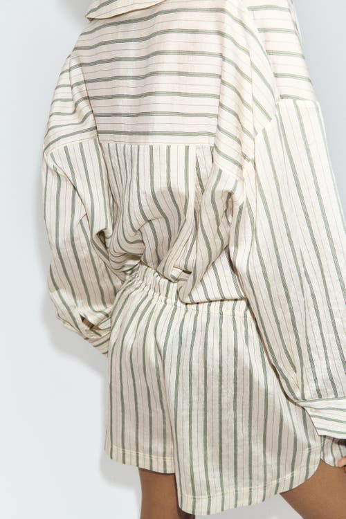 H&m Lyocell-blend Pull-on Shorts In White