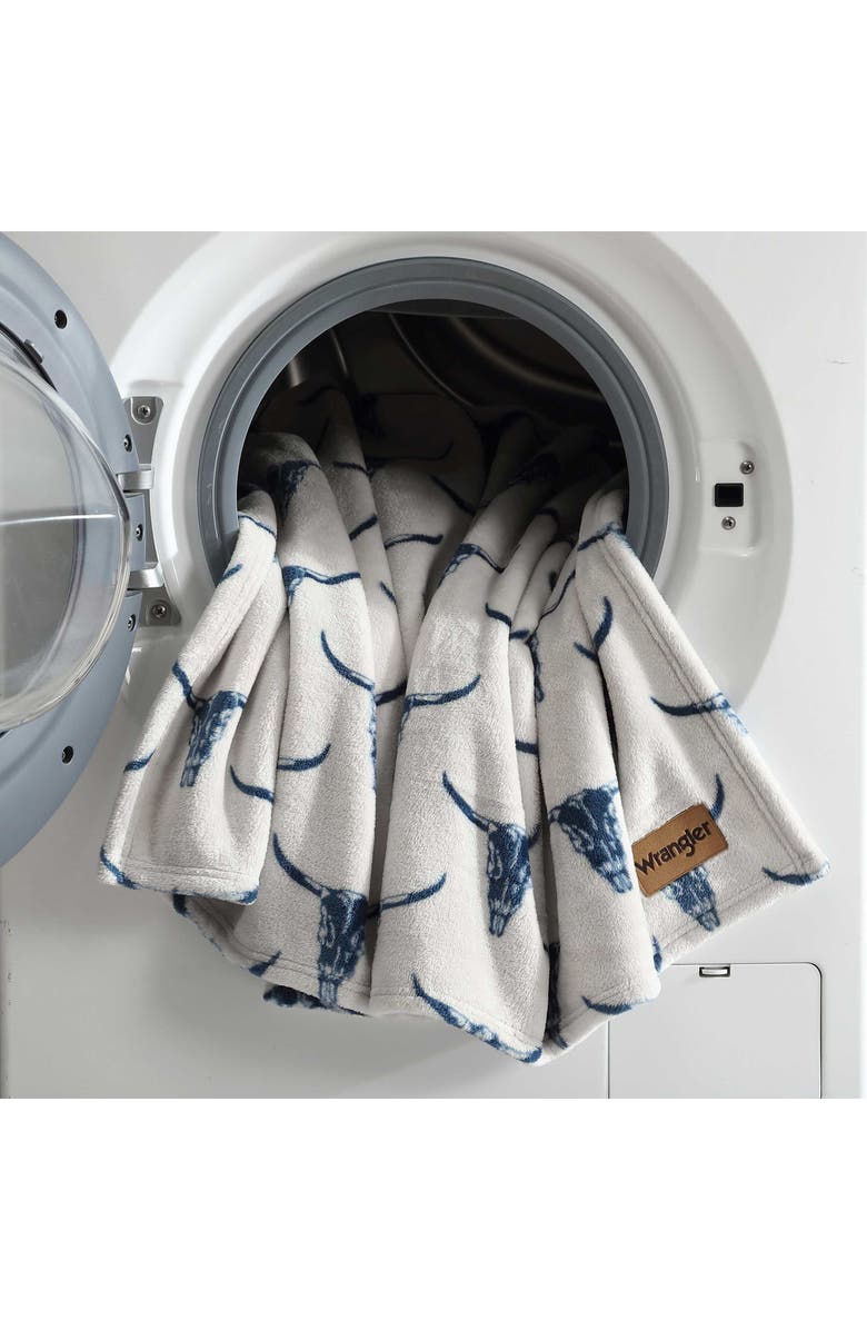 Wrangler Steer Head Plush Fleece Throw, Alternate, color, Dark Blue