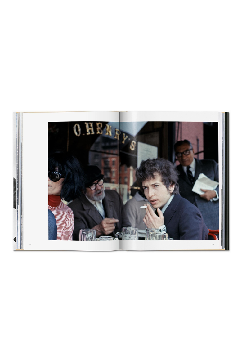 Daniel Kramer Bob Dylan A Year and a Day English French German Book, Alternate, color, Black