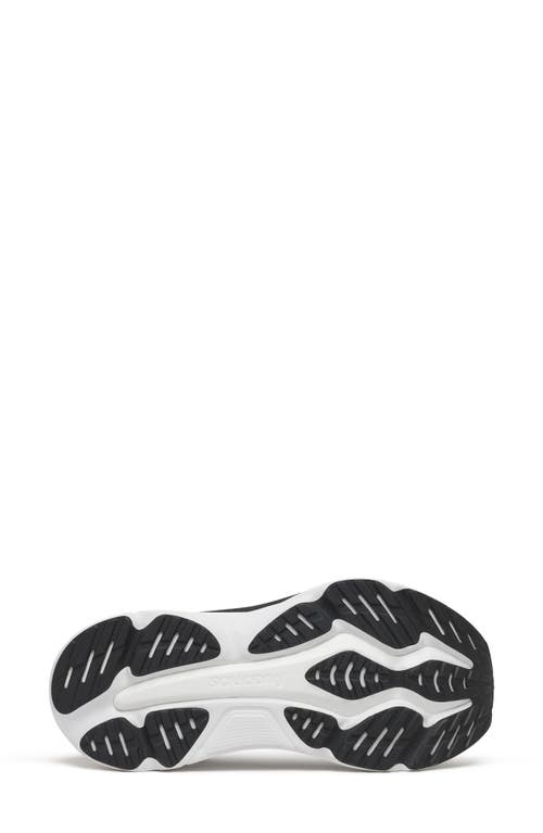 Saucony Hurricane 25 Running Shoe In Black