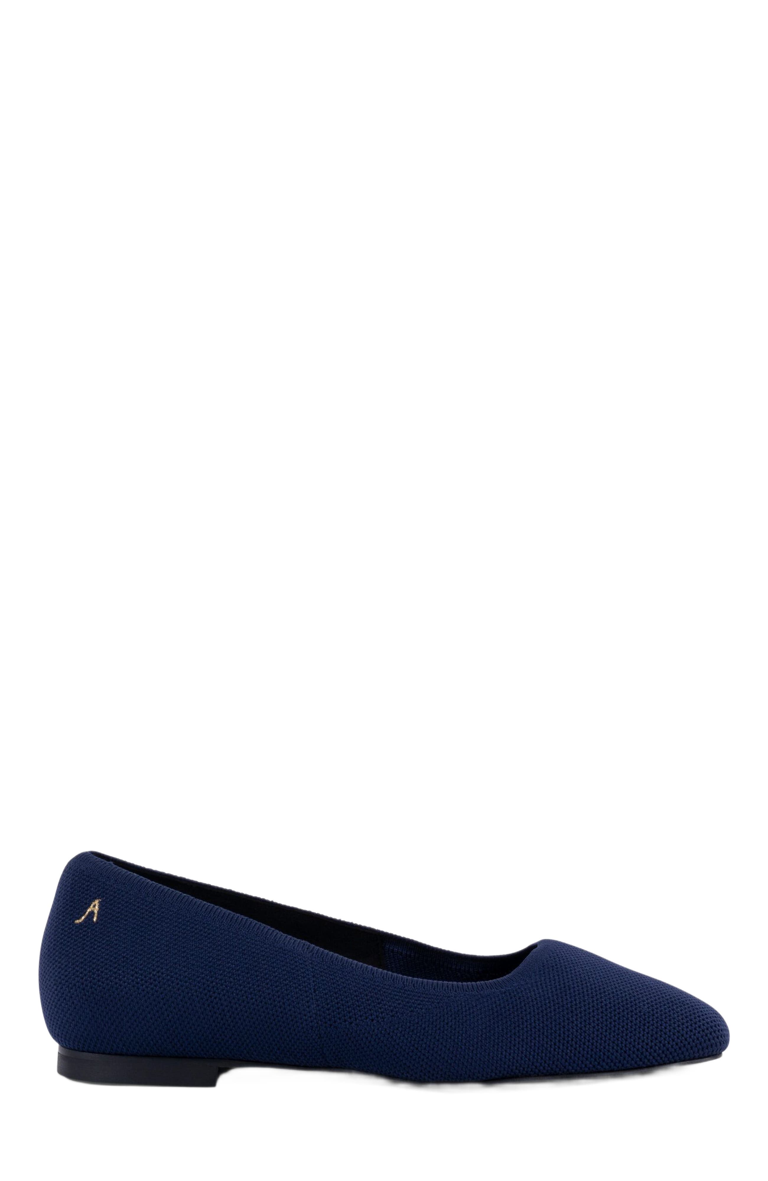 Stinaa.J Filippa Orthopedic Expandable Ballet Flats in Expandable Navy 