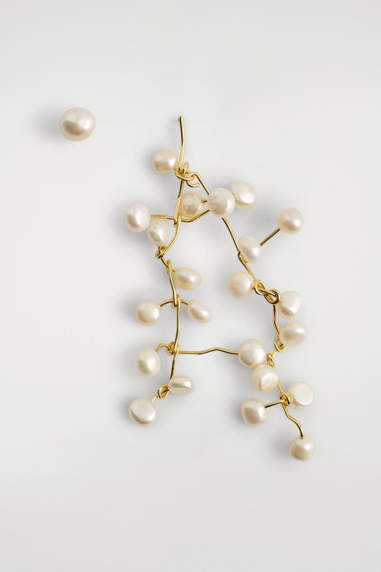 Asymmetric Cascading Freshwater Pearl Earrings, Main, color, GOLD