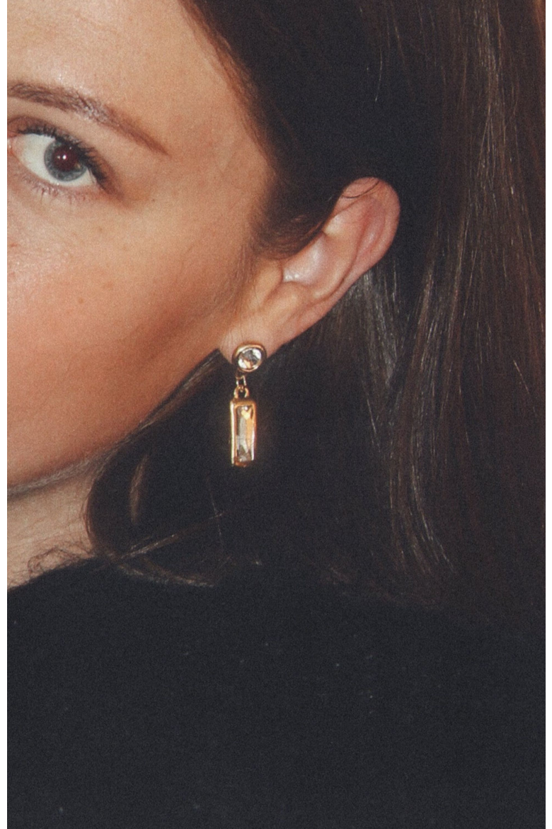 Daisy Earrings, Alternate, color, Gold