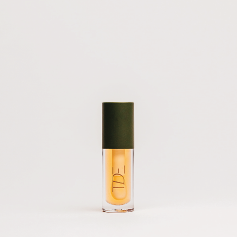 Lip oil