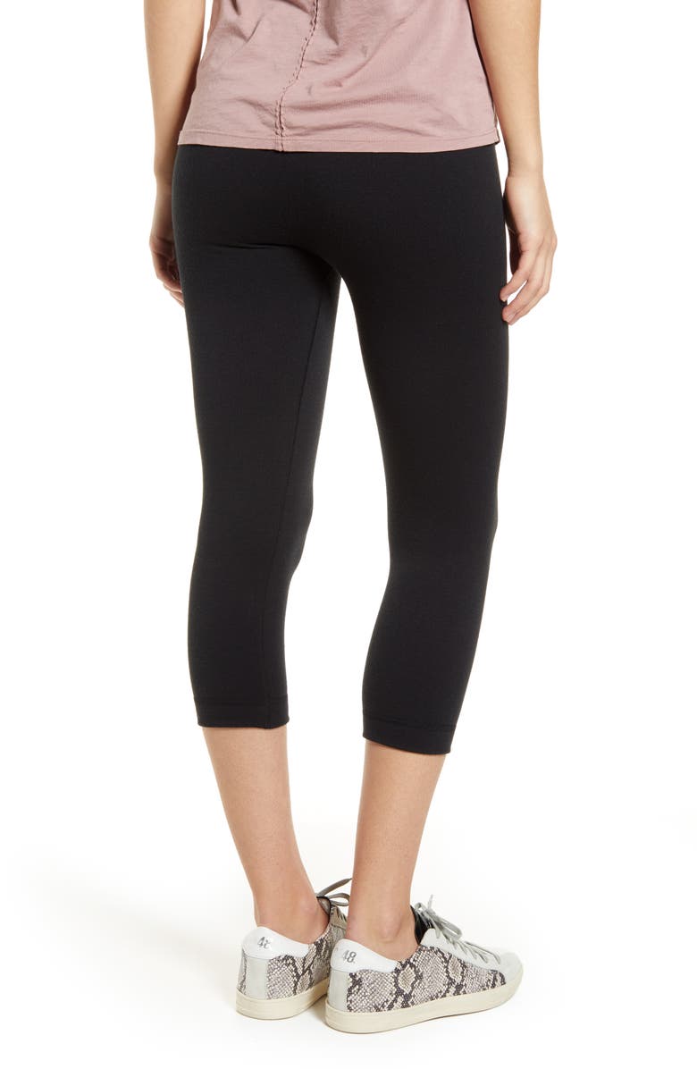 Hue Reversible Terry Capri Leggings, Alternate, color,