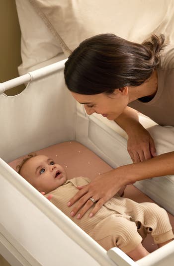 Pod5 Bedside Bassinet