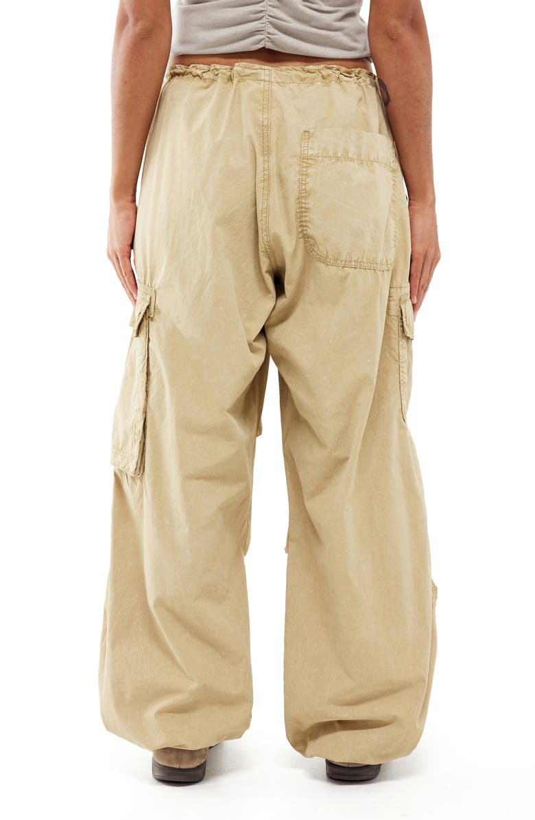 BDG Urban Outfitters Cotton Cargo Joggers, Alternate, color, Dark Sand