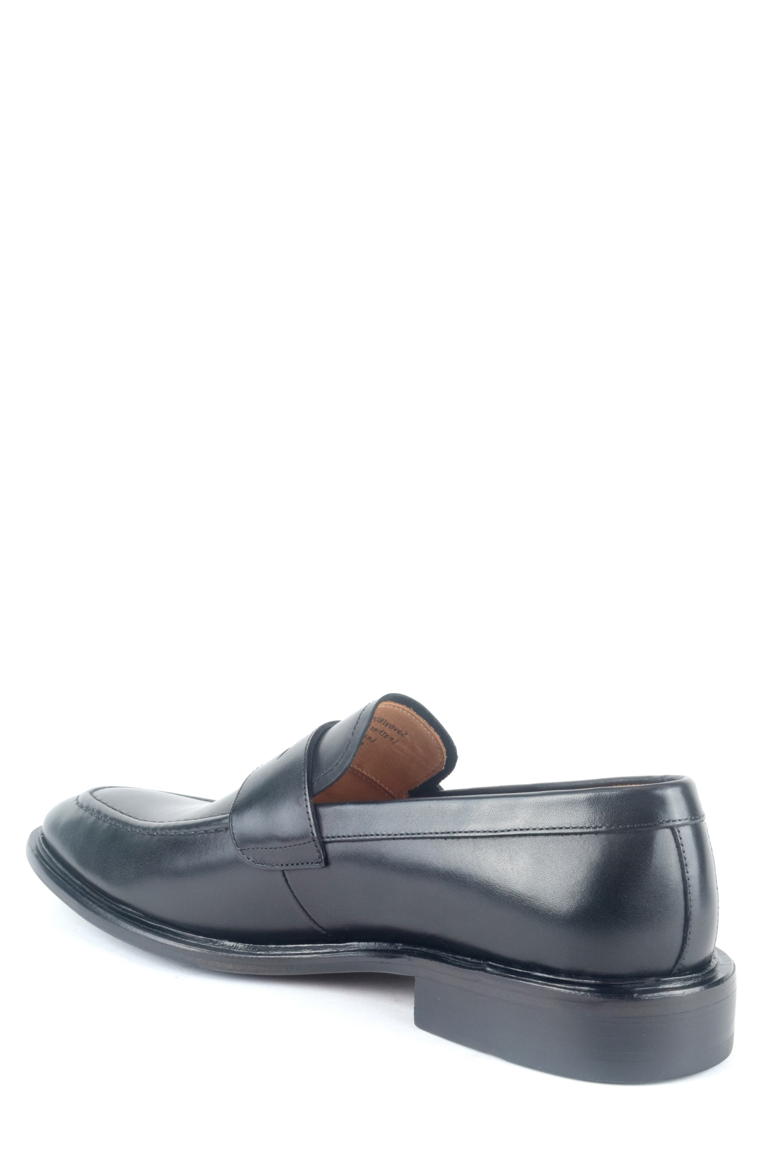 Warfield 
Grand Savoy Apron Toe Penny Loafer, Alternate, color, Black