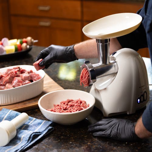 Maverick Deluxe 550 Watt Meat Grinder In White