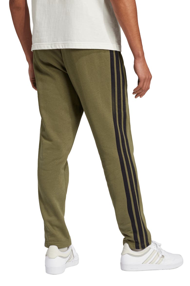 Essentials 3-Stripes Fleece Sweatpants, Alternate, color, OLIVE STRATA/ BLACK/