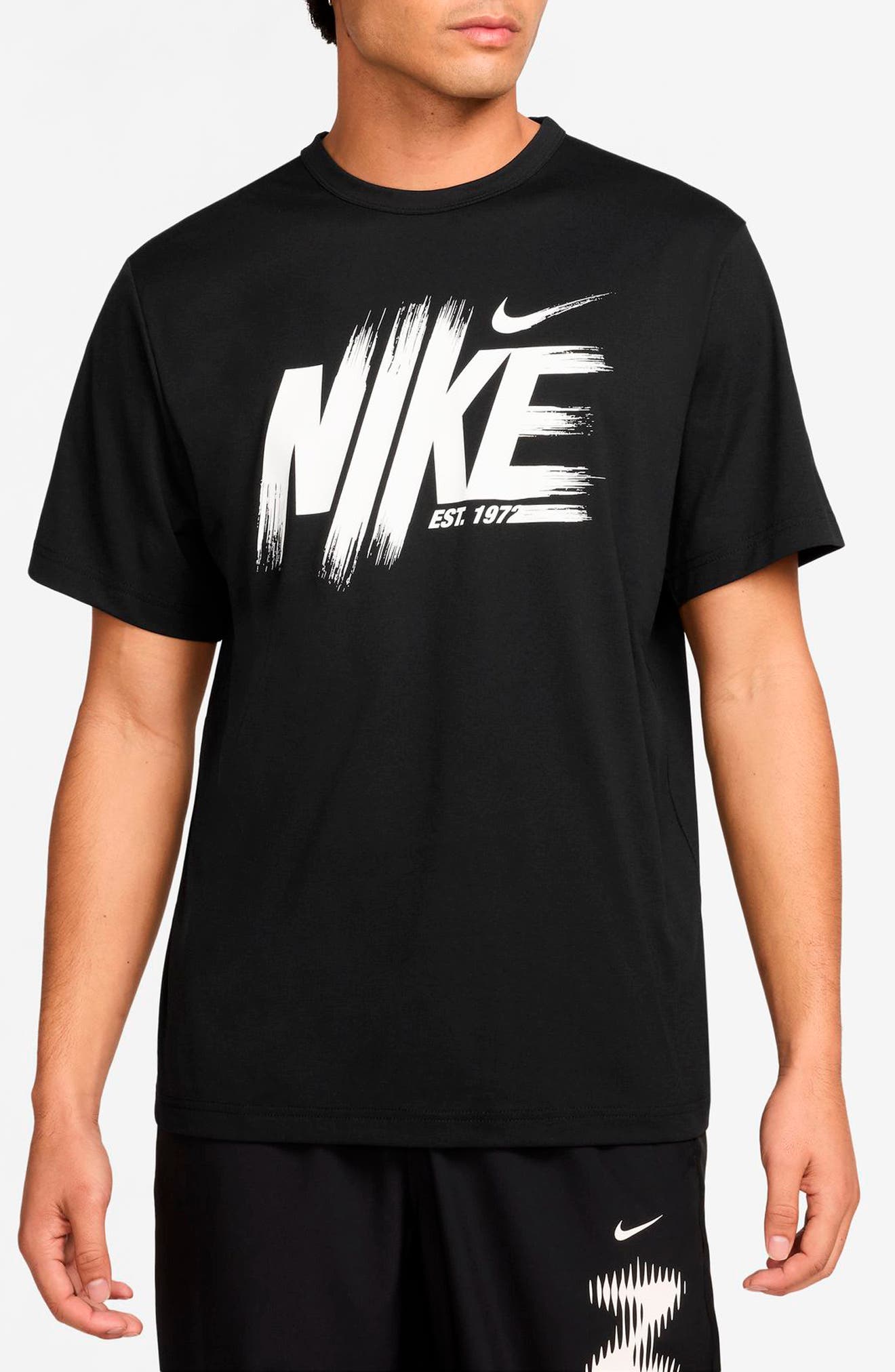 Nike Dri-FIT UV Hyverse Graphic T-Shirt
