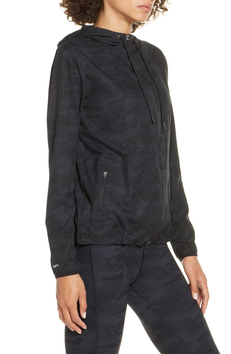 Vuori Women's Outdoor Trainer Shell, Alternate, color, 