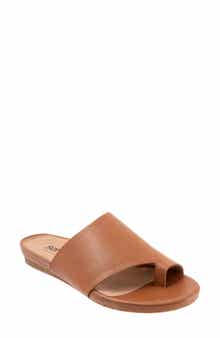 SoftWalk® Corsica Slide Sandal