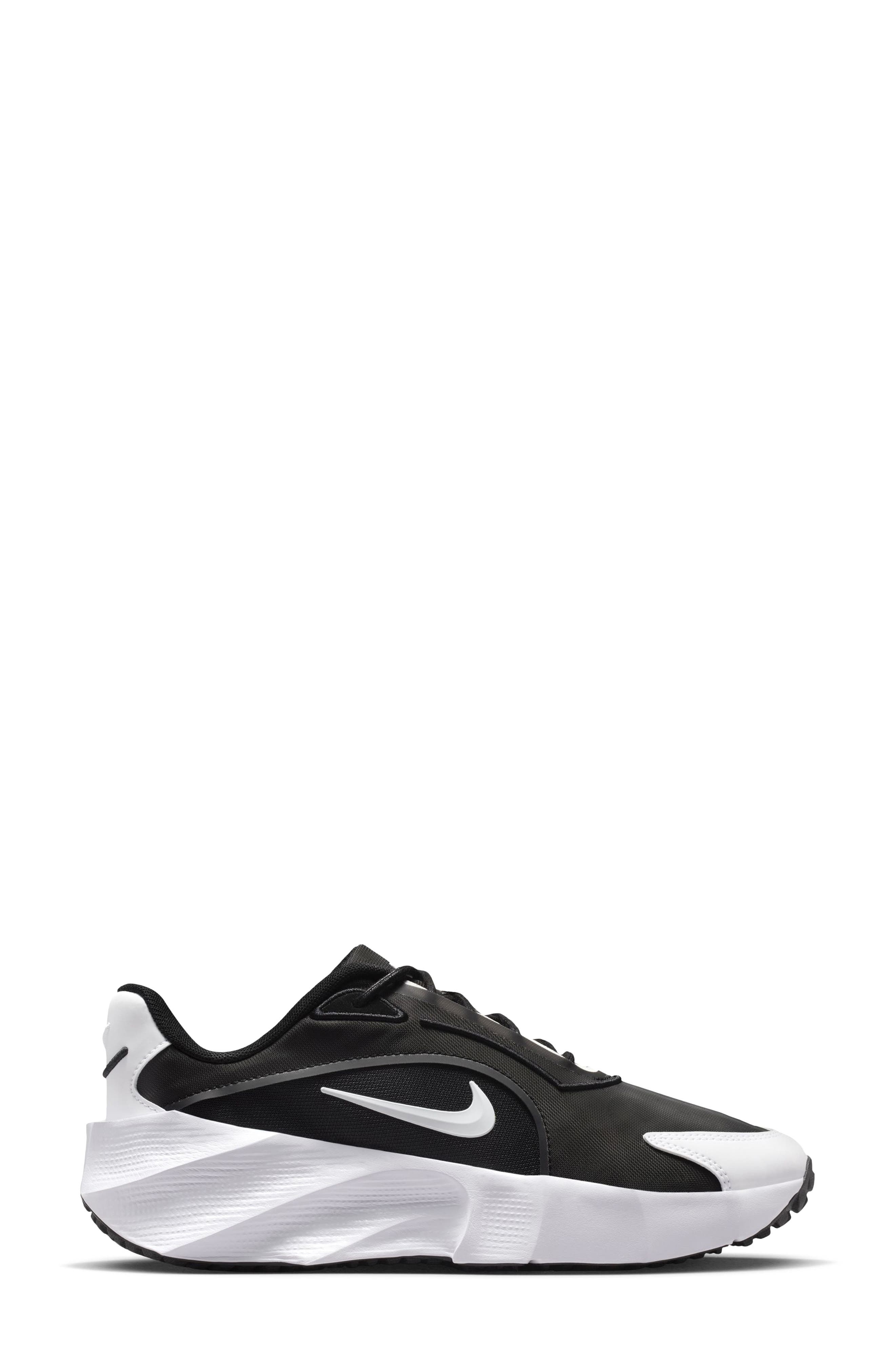 Nike Aura Edge Sneaker, Alternate, color, 